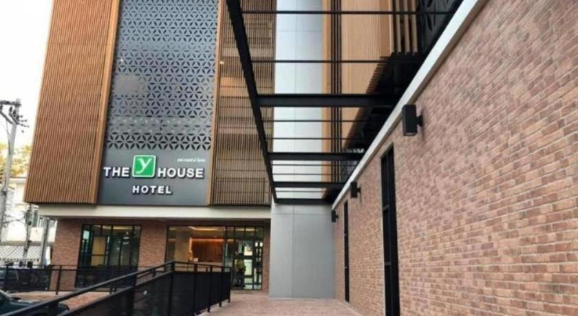 The Y House Hotel Chiang Mai Exterior photo